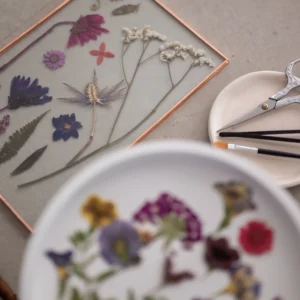 Taller de Composición Botánica de Flores Prensadas